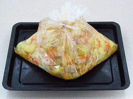 Приготовить куриную грудку в рукаве