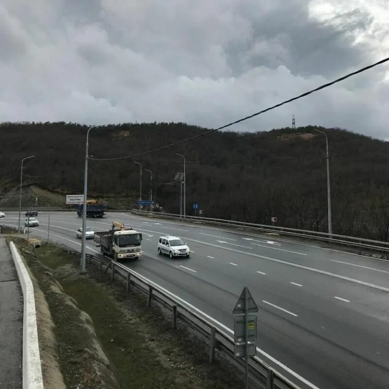 памятник волчьи ворота новороссийск. перевал волчьи ворота. перевал волчьи ворота дагестан. волчий перевал новороссийск. волчьи ворота новороссийск.