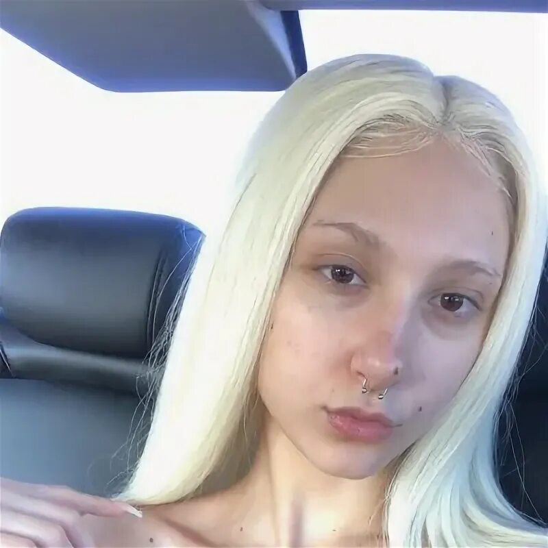 Skyler vox. Скайлер вокс. скилар фокс. скилар вакс. skylar vox no makeup.