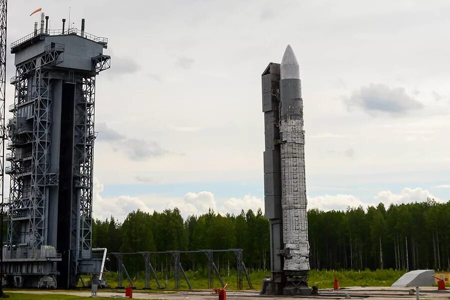 Плесецк сормат. Космодром плесецк рокот. рокот ракета-носитель. ракета рокот плесецк. стартовый комплекс рокот плесецк.