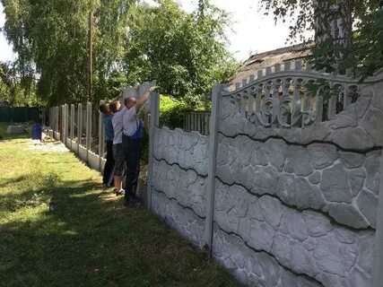 Установка бетонного забора