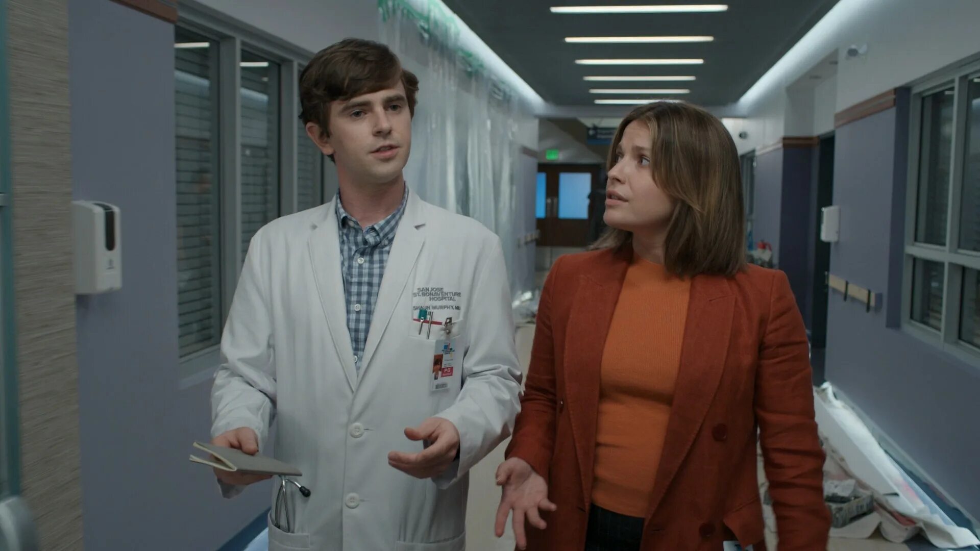 Дэвид шор хороший доктор. Доктор в кризисе дата выхода серий. Доктор в кризисе дата выхода серий. Доктор шон мерфи. Доктор в кризисе дата выхода серий.