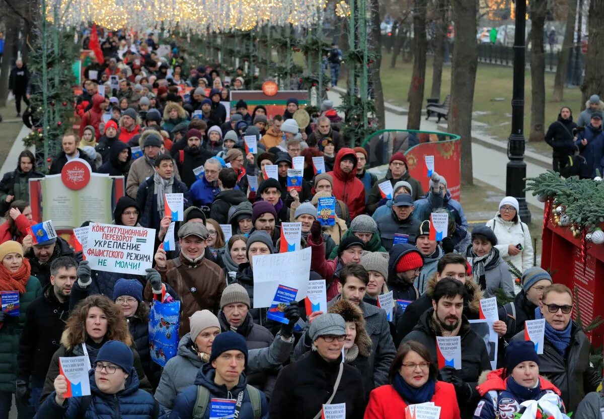 Митинги 2020 в России. Митинги в Москве 2020. Протесты в России 2020. Митинг против Путина 2020. Выборы в россии митинги