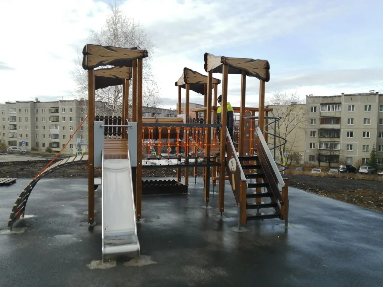 Группа пик березовая аллея. Парки в мурино. Парки в мурино. Hello neighbor alpha 1 дом. Жк люберцы парк 8 корпус.