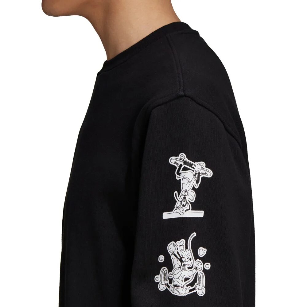 Свитшот crew. Адидас гуфи свитшот. adidas disney толстовка. palace толстовка sofar crew.