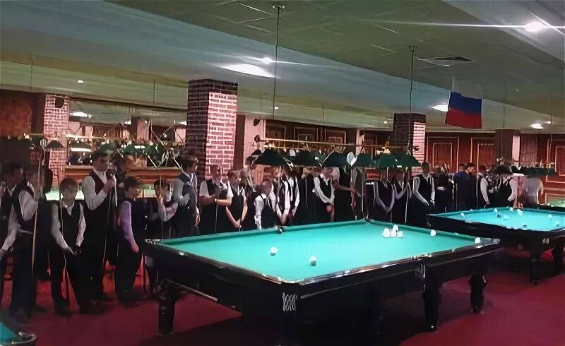 Цска бильярд рязань. Конюшенный двор рязань трактир. Бильярд холл рязань. Атрон бильярд рязань 2022. Бильярдные рязани.
