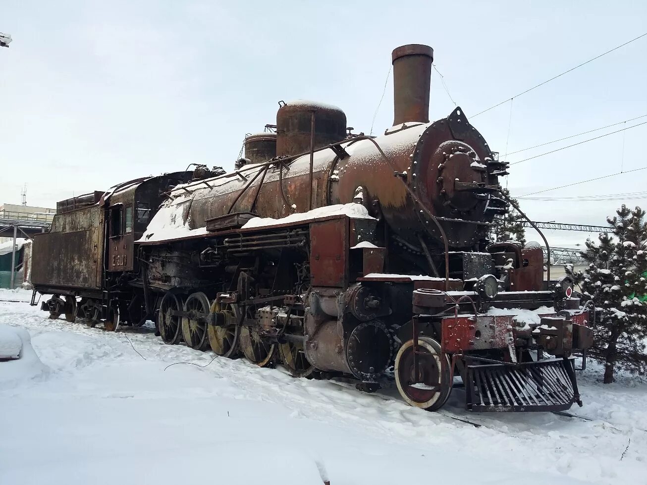 Забытый паровоз. Паровоз Декапод американский. Паровоз еа 3113. Паровоз красный Коммунар Челябинск. Грузовой паровоз е 2201.