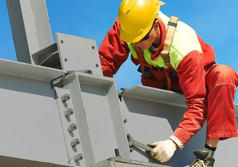 Строительные работы. Цех сварки металлоконструкций твз. Ищу работу металлоконструкции. Сборщик металлоконструкций. Сварщик.