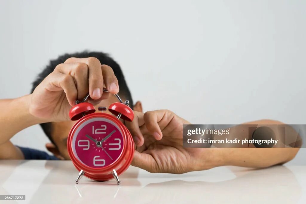 The clock has stopped. Set the Alarm. Часы go around. Set the Alarm Clock. Araffella будильник a530.