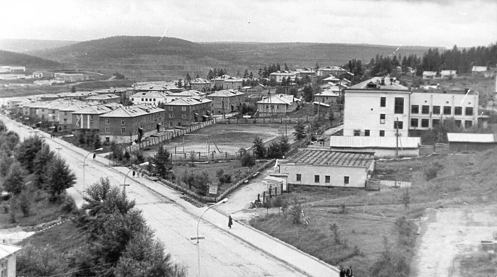 сады железногорска илимского. железногорск илимский природа. детский сад елочка железногорск-илимский. старый город железногорск илимский. старый город железногорск илимский.