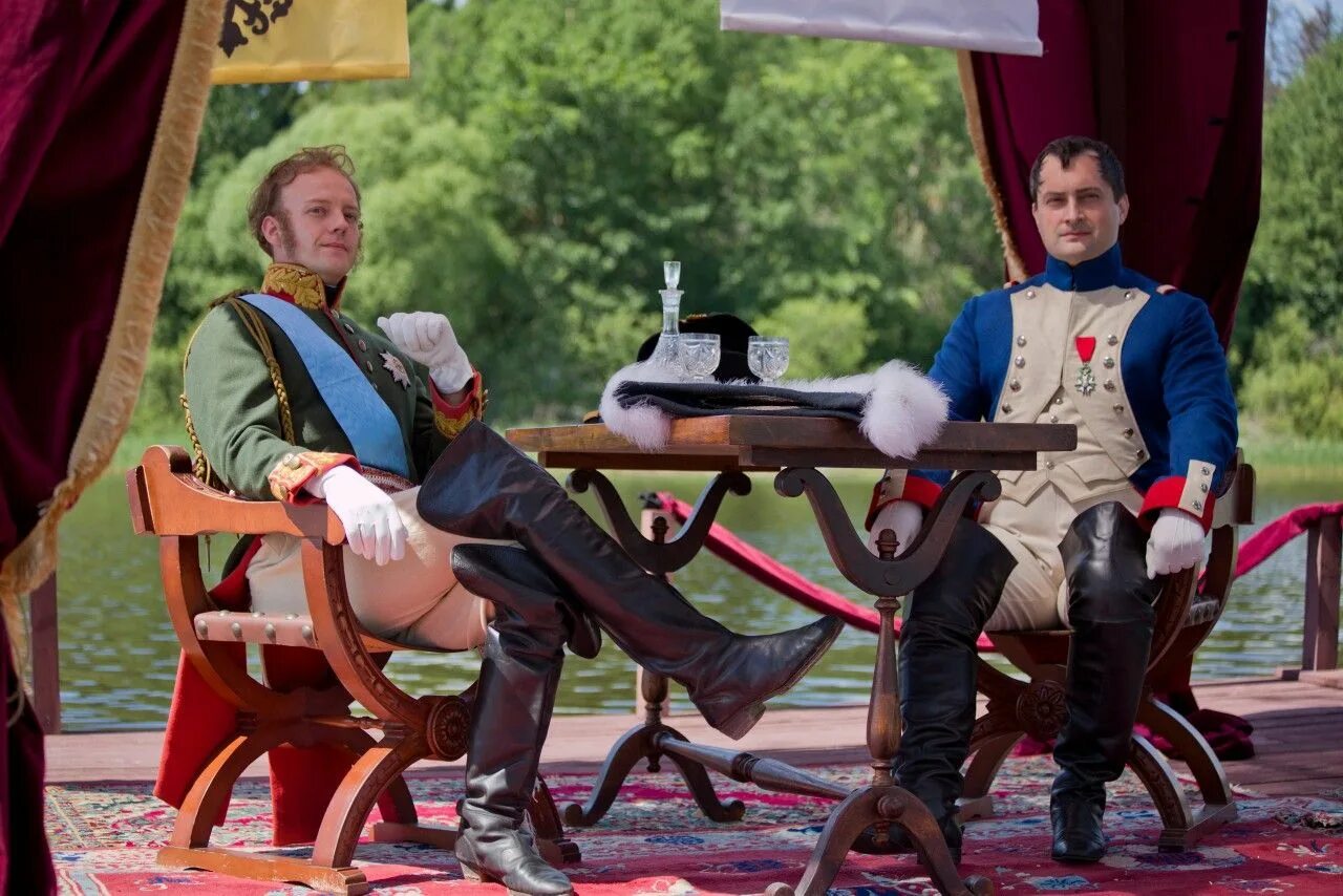 Стар медиа история. Документальный сериал романовы. Романовы сериал петр 1. Екатерина великая сериал 2020. Павел деревянко в сериале великая.