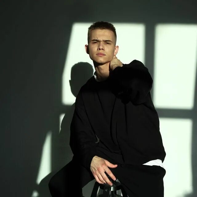 сколько лет разилю минекаеву