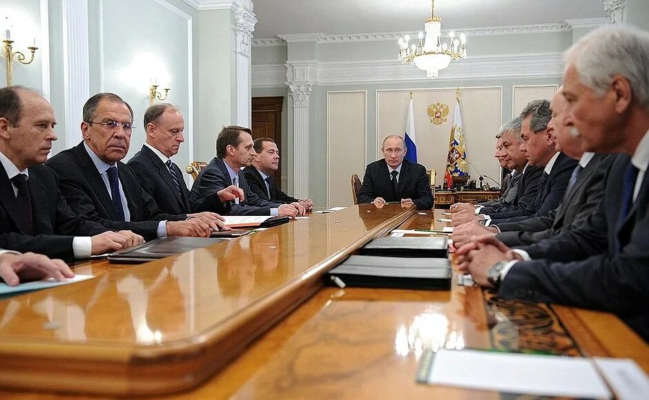 5 совет безопасности. Заседание совета безопасности РФ.