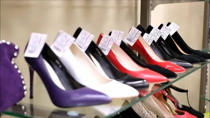 Усть лабинск торговый центр. Звезда усть лабинск. Усть лабинск краснодарский край достопримечательности. Усть лабинск магазин кари. Звезда усть лабинск.