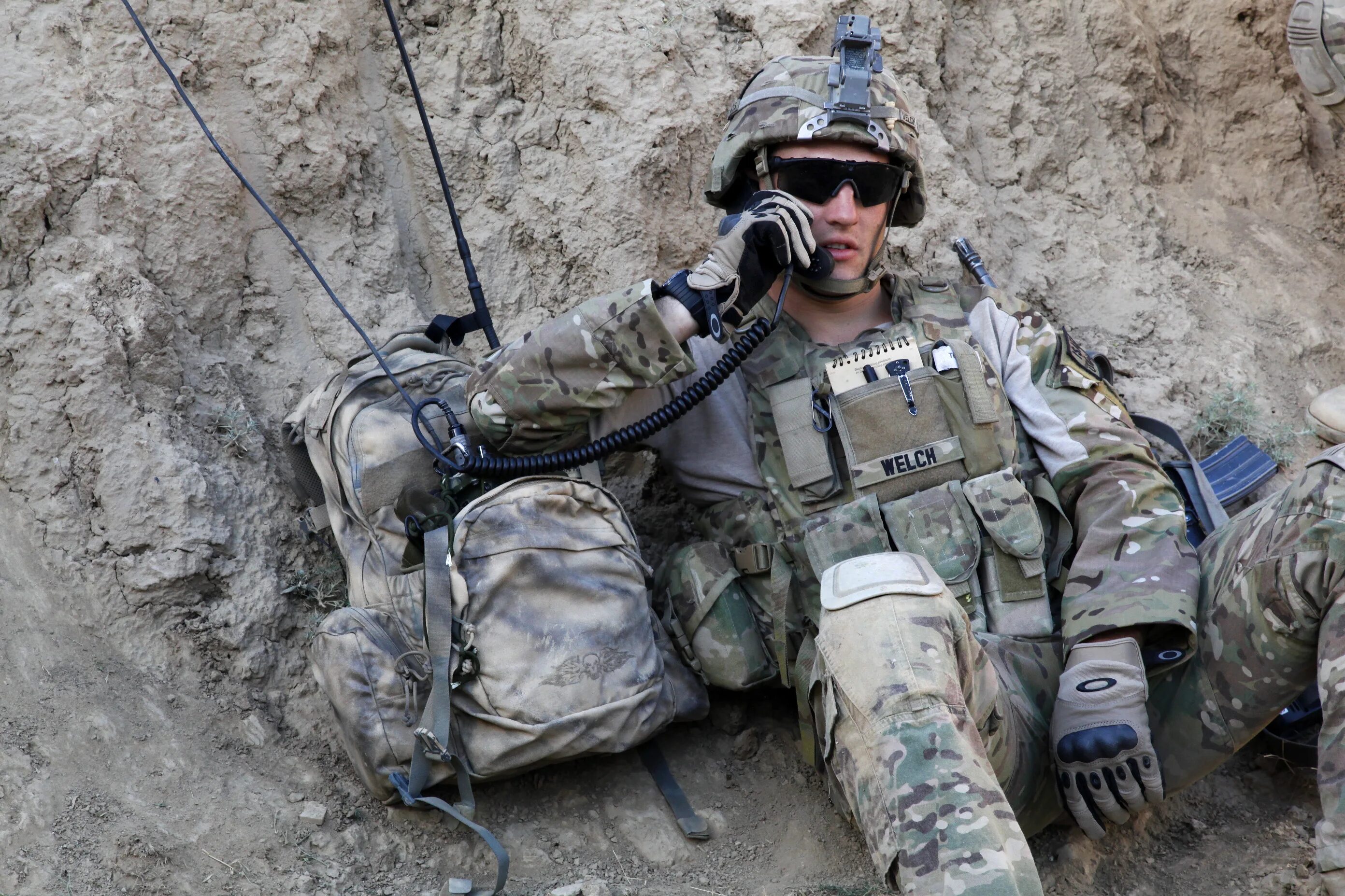 Soldiers radio. Американское армейское радио. Army Radio. Us Army Radio Equipment.