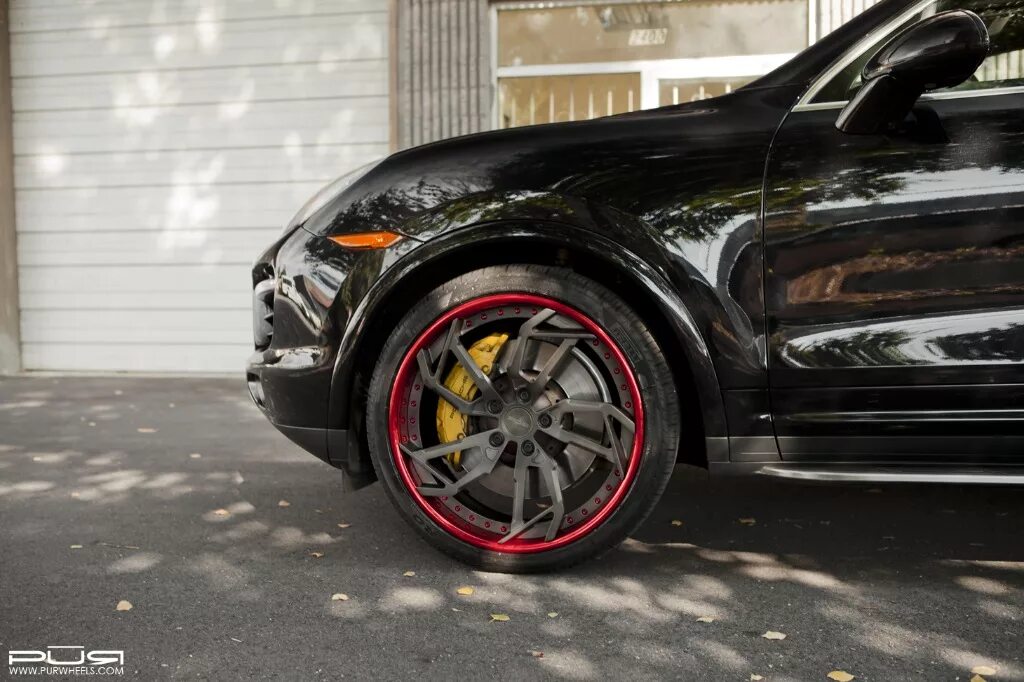 Tuning диски. Диски r20 порше кайен 958. диски porsche cayenne r22. кованые диски porsche r22cayenne. диски порше кайен r19.