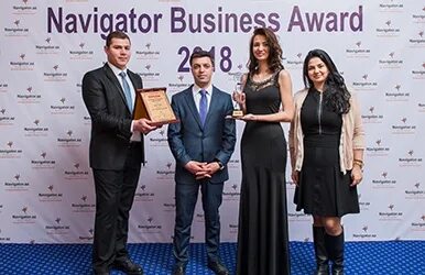 Business Awards. Fair Business Awards фото. Сотрудники компании azcompany в Москве. Лучший аэропорт 2017 премия.