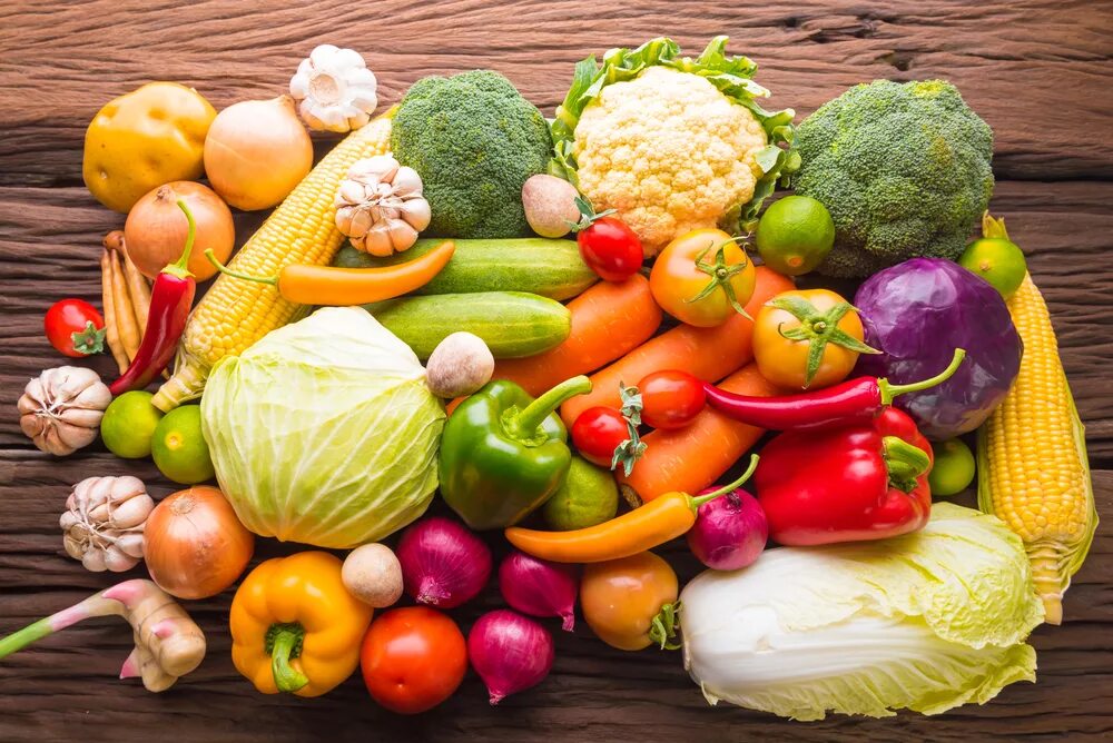 Употребление немытых овощей. Овощи и фрукты. Свежие овощи и фрукты. Немытые овощи и фрукты. Грязные овощи и фрукты.