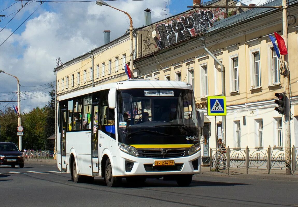 49 автобус кострома маршрут. Кострома 76 маршрут. Автобус 1 Кострома. Кострома автобусы 2004. Кострома автобусы 2009.
