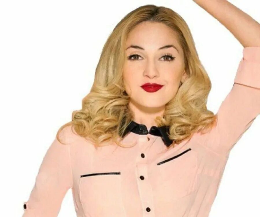 Avec qui. Tal_on. Avec qui. Avec qui. Lodovica.