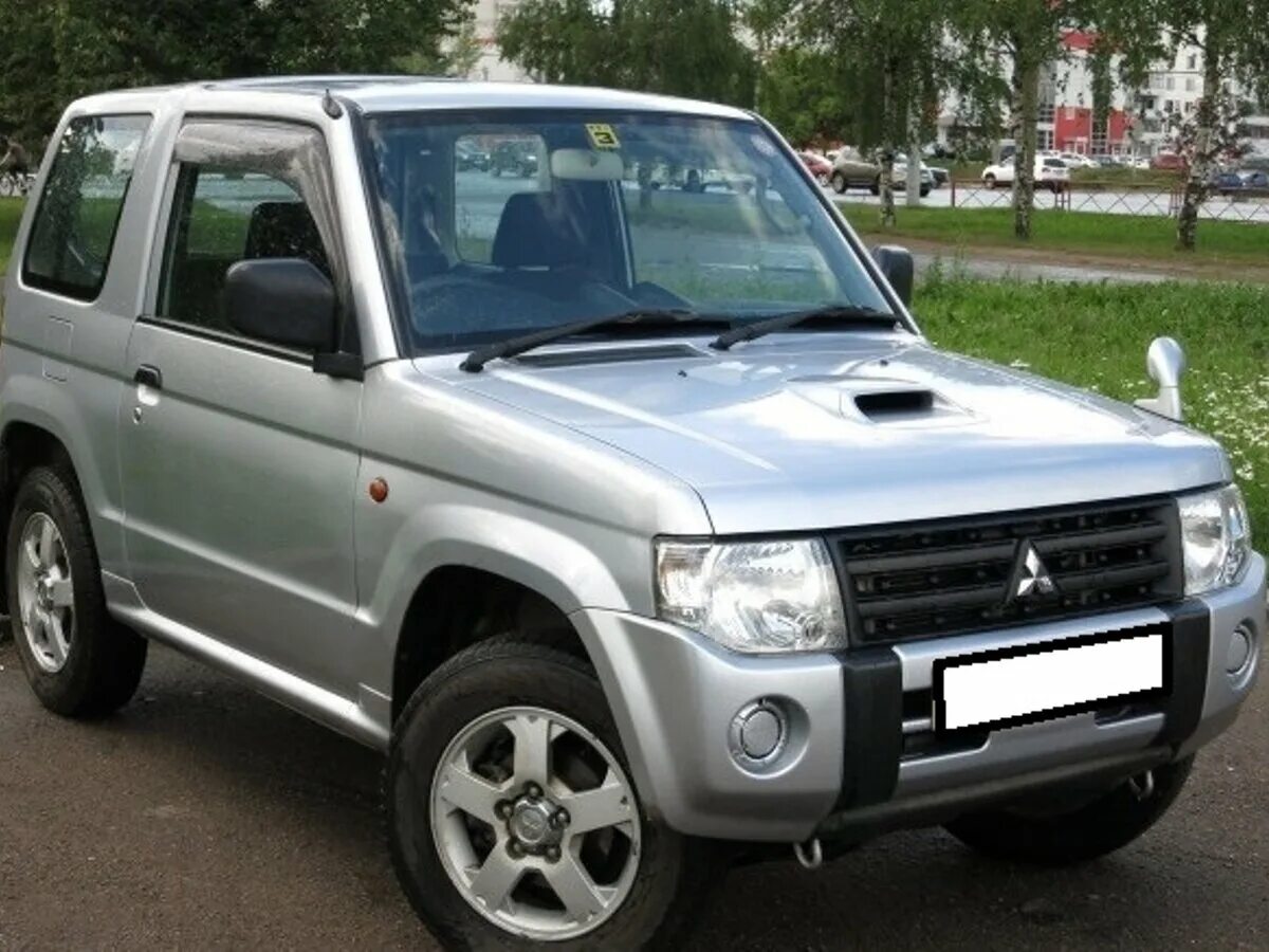 Mitsubishi mini купить. Mitsubishi Pajero Mini 2011. Mitsubishi Pajero Mini с левым рулем. Mitsubishi Паджеро мини 2011. Pajero Mini 2011.