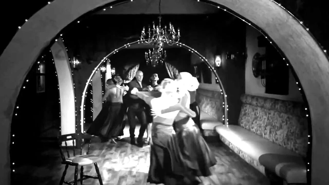 Waiting for the night. Фуртадо нелли найт. nelly furtado waiting for the night. nelly furtado - waiting for the night (official music video). nelly furtado waiting for the night foto.