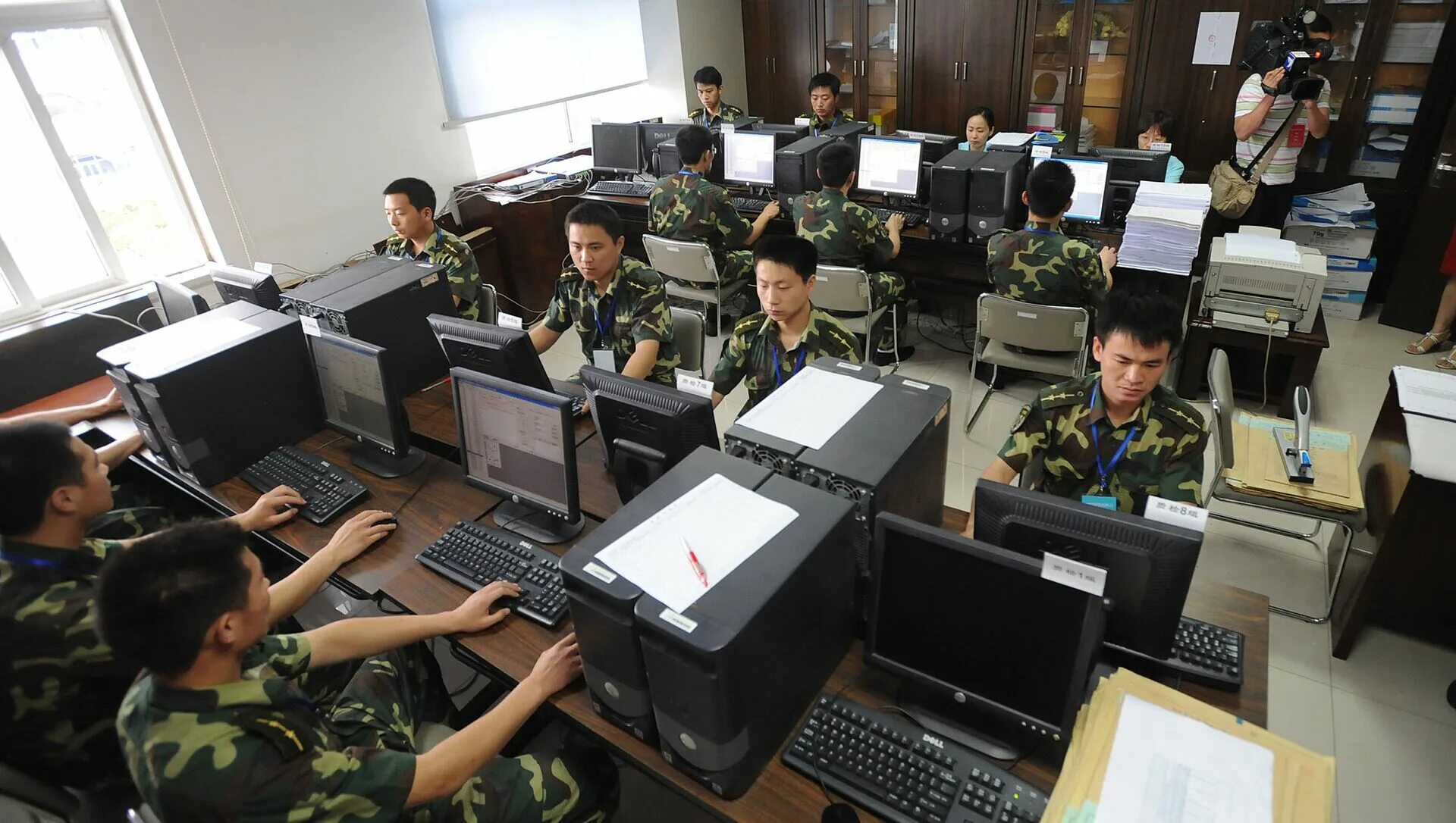 НОАК кибервойска. Китайские кибервойска. Кибербезопасность Китай. Кибер армия.