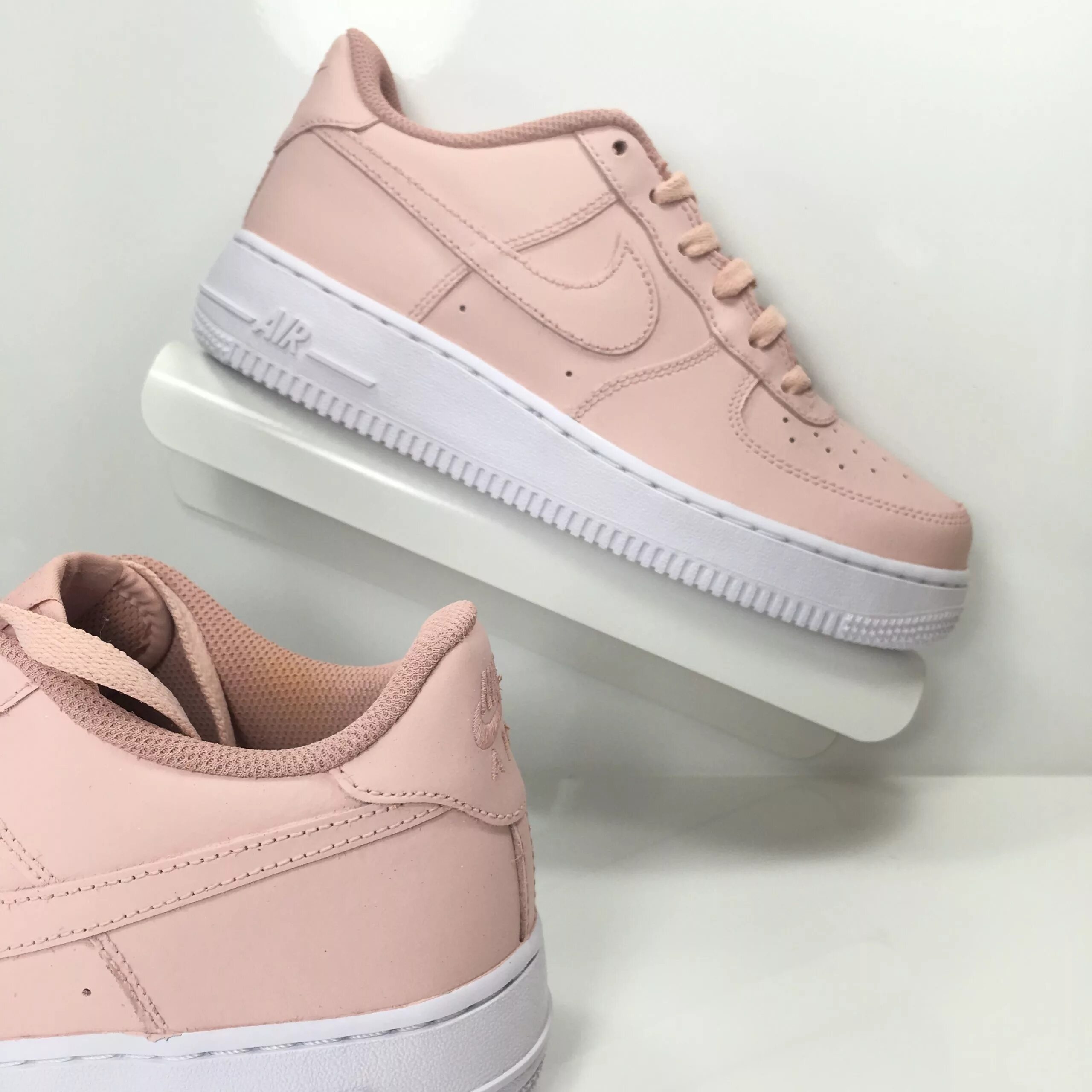 Найк форсы розовые. Nike Air Force персиковые. Air Force 1 персиковые. Air Force 1 бежевые. Air Force 1 Pink.