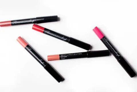 Romanovamakeup карандаши для губ