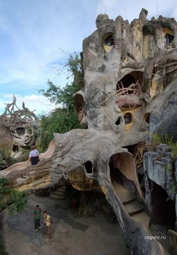 Как называется сумасшедший дом. Отель в далате crazy house. вьетнам, далат. крезихауз. сумасшедший дом во вьетнаме в далате. далат архитектура.