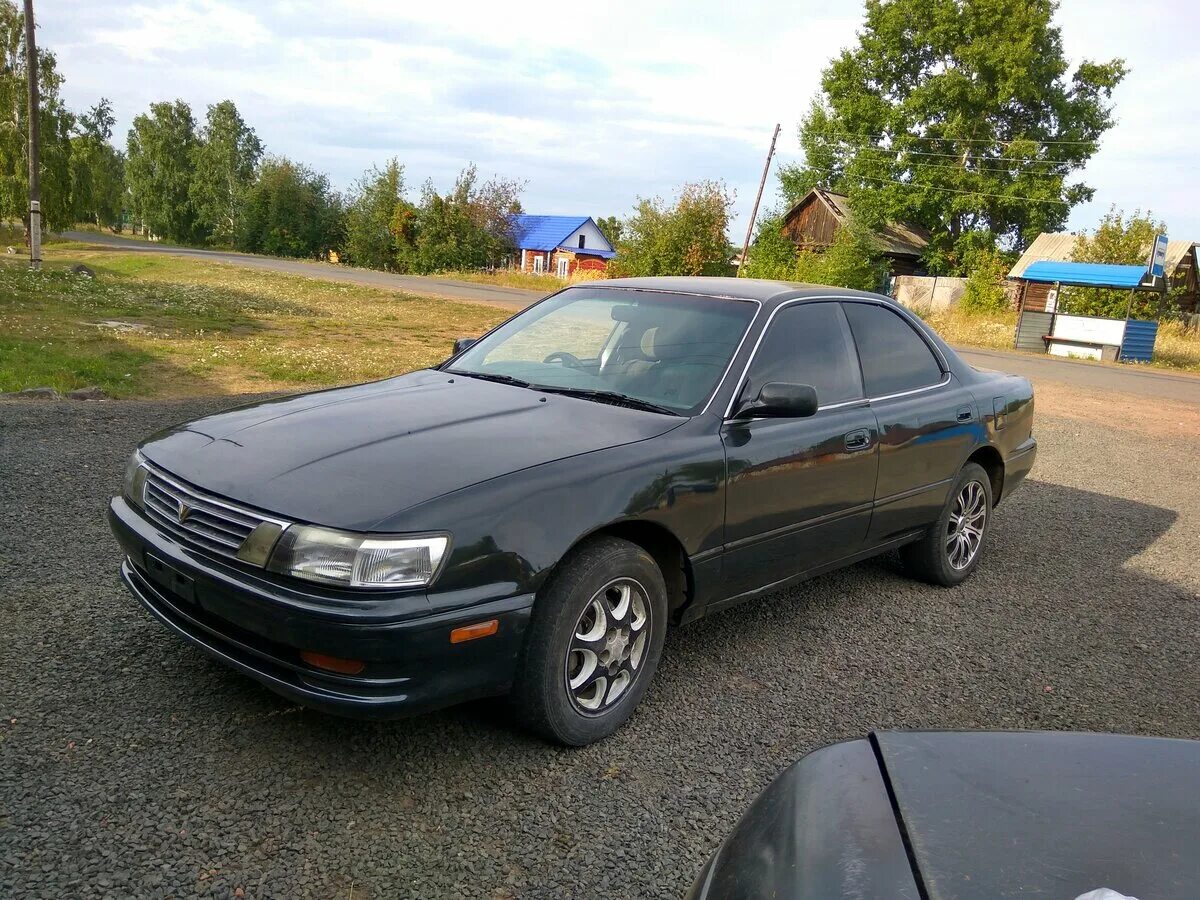 Toyota vista v30. Тойота виста 1991. Тойота виста седан 1992. Toyota vista iii (v30). Тойота виста 3с.