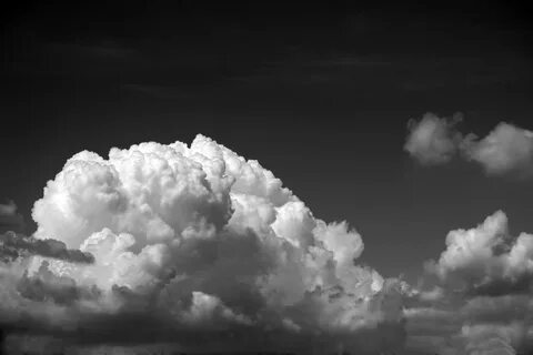 File size: 237Kb, black and white picture of the sky picture with tags: clo...