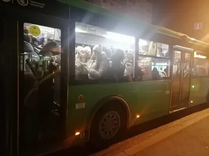 В 10 вечера автобус