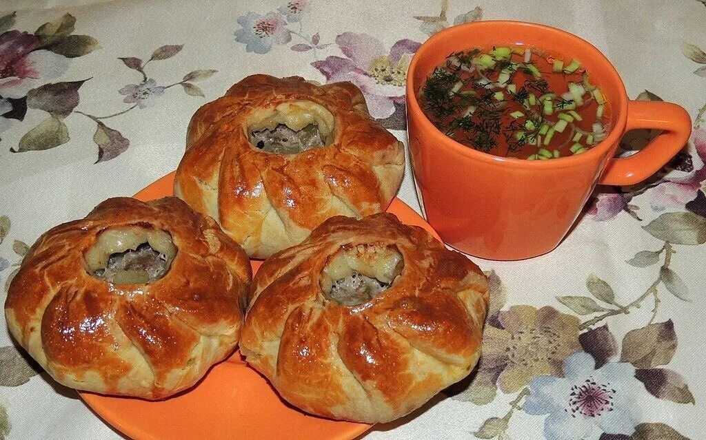 Татарское блюдо картошка с мясом в тесте