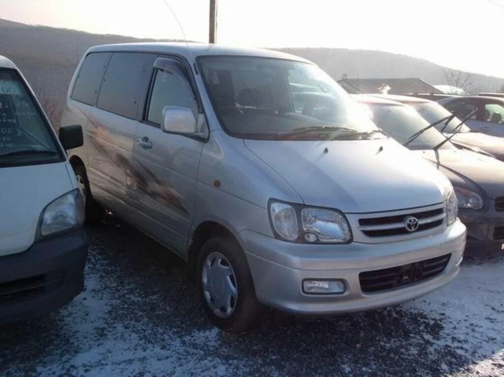 Дром тойота айс ноах. Тойота Таун айс Ноах 1998 г.в. Toyota TOWNACE Noah средняя банка. Фаркопа Тойота Таун айс Ноах 1999 FC. Тойота Лайт айс Ноах фендеры.