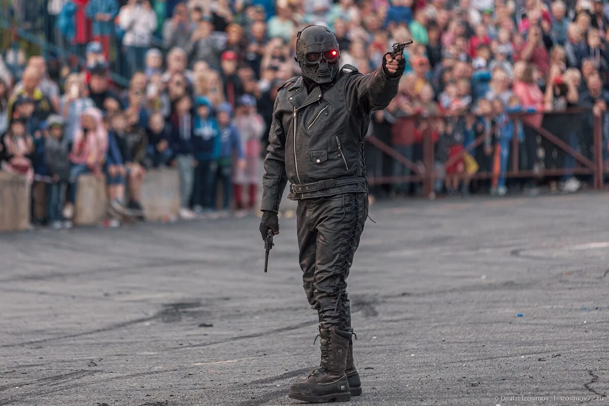 Каскадер общество. Каскадер люк. Шоу каскадеров ульяновск 2021. Каскадеры 2024 дата выхода. Шоу каскадеров челны.