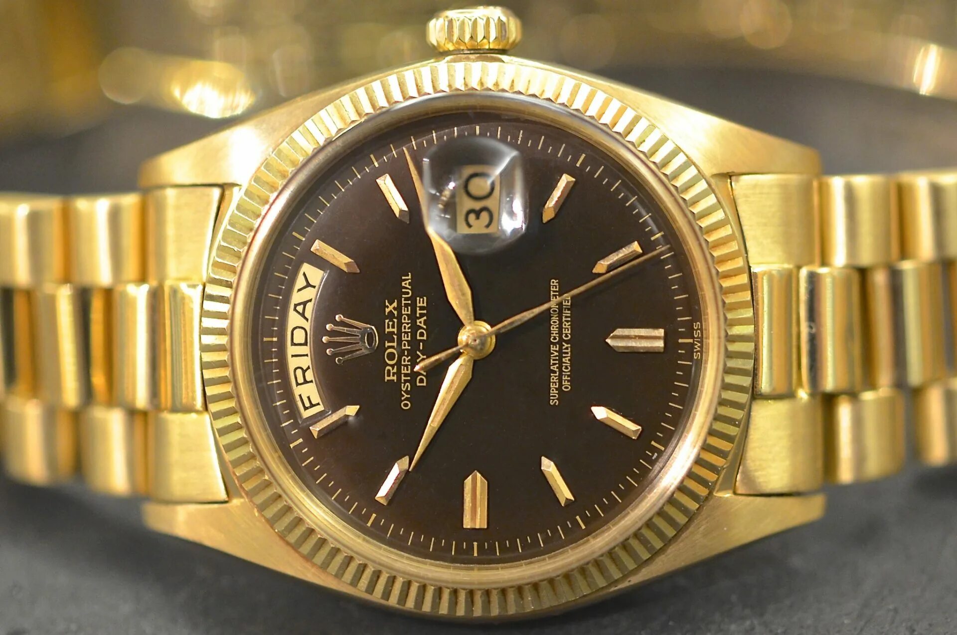 Ролекс daytona gold. Rolex cosmograph daytona green. Rolex часы. Rolex forum watch. Ролекс без.