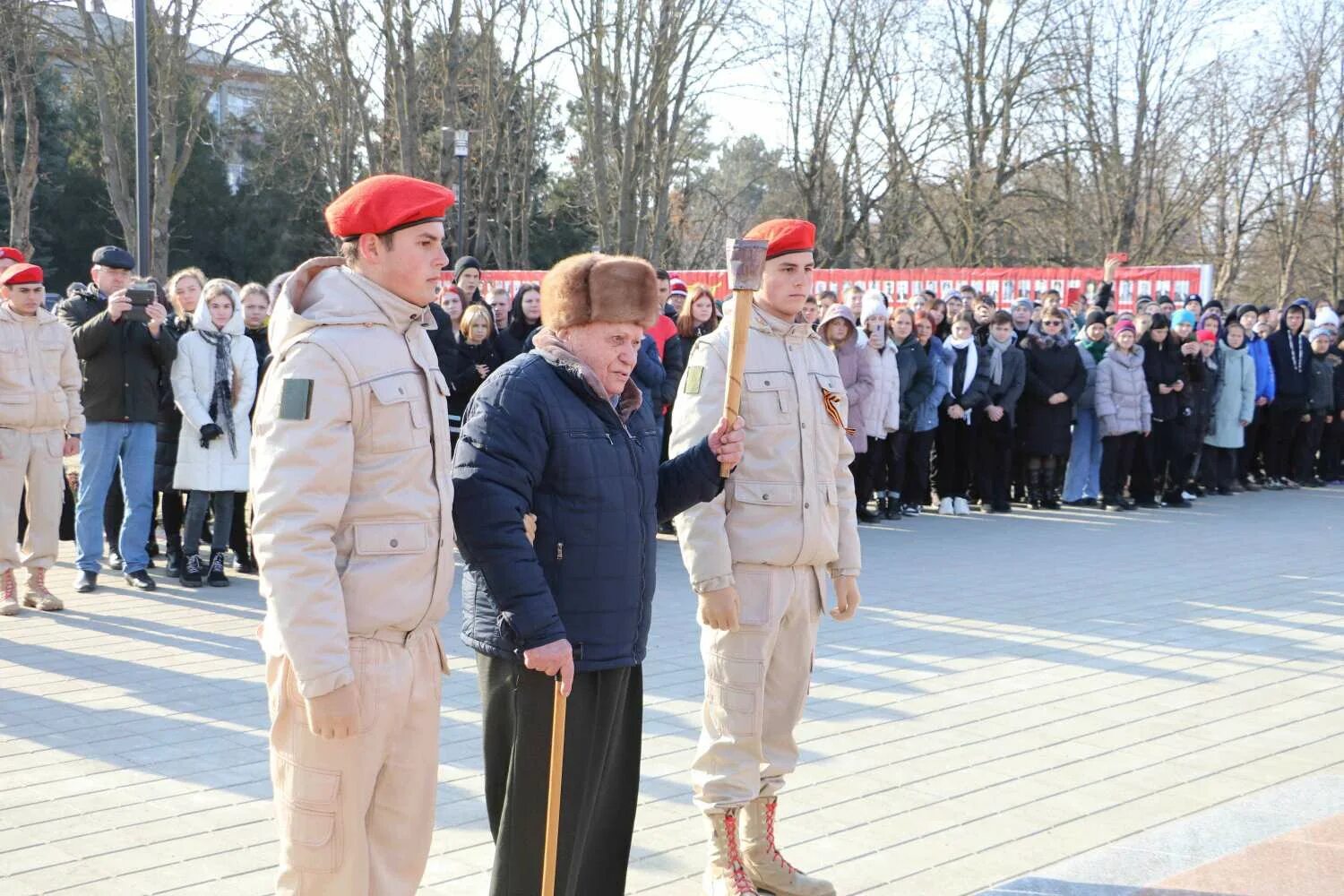 Станица Ловлинская Тбилисского района Краснодарского. Вечный огонь станица Павловская Краснодарский край. Тайна станице Краснодарского края. Вечный огонь Краснодар сообщение. Ловлинская краснодарский край тбилисский