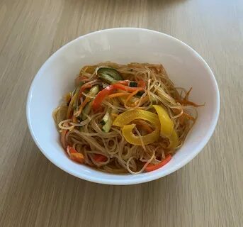 Фунчоза с курицей салат корейский