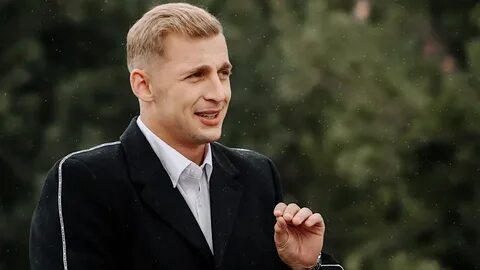 Настоящая фамилия саши стоуна