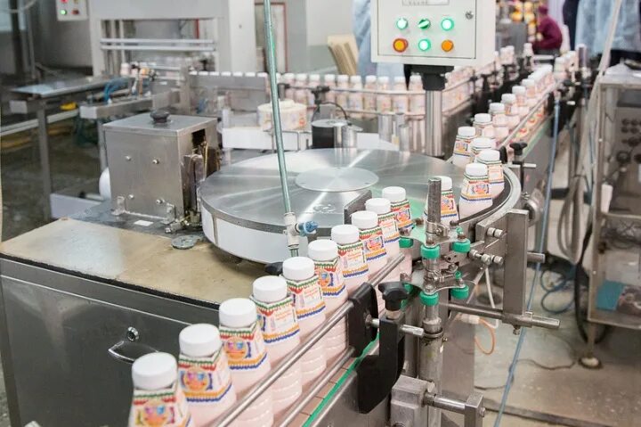 Производство карачаево черкесии. Промышленное производство кчр. Производство карачаево черкесии. Завод кавказ мясо черкесск. Хабез гипс завод.