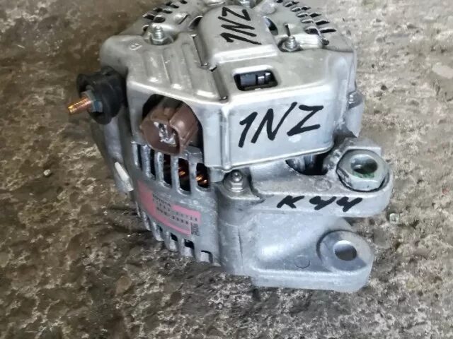 Генератор Toyota Vitz SCP10 1SZ-FE (б/у)
