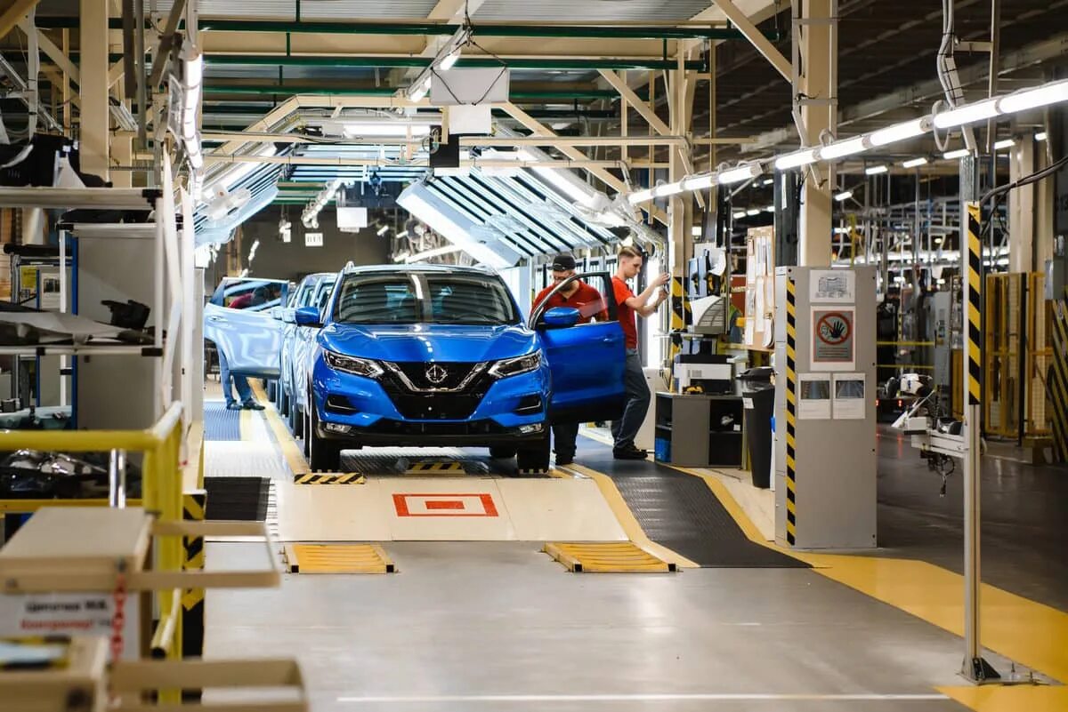 Nissan manufacturing rus. Завод nissan в санкт-петербурге. Завод ниссан в санкт-петербурге. Автомобильные заводы спб. Сборочный цех ниссан.