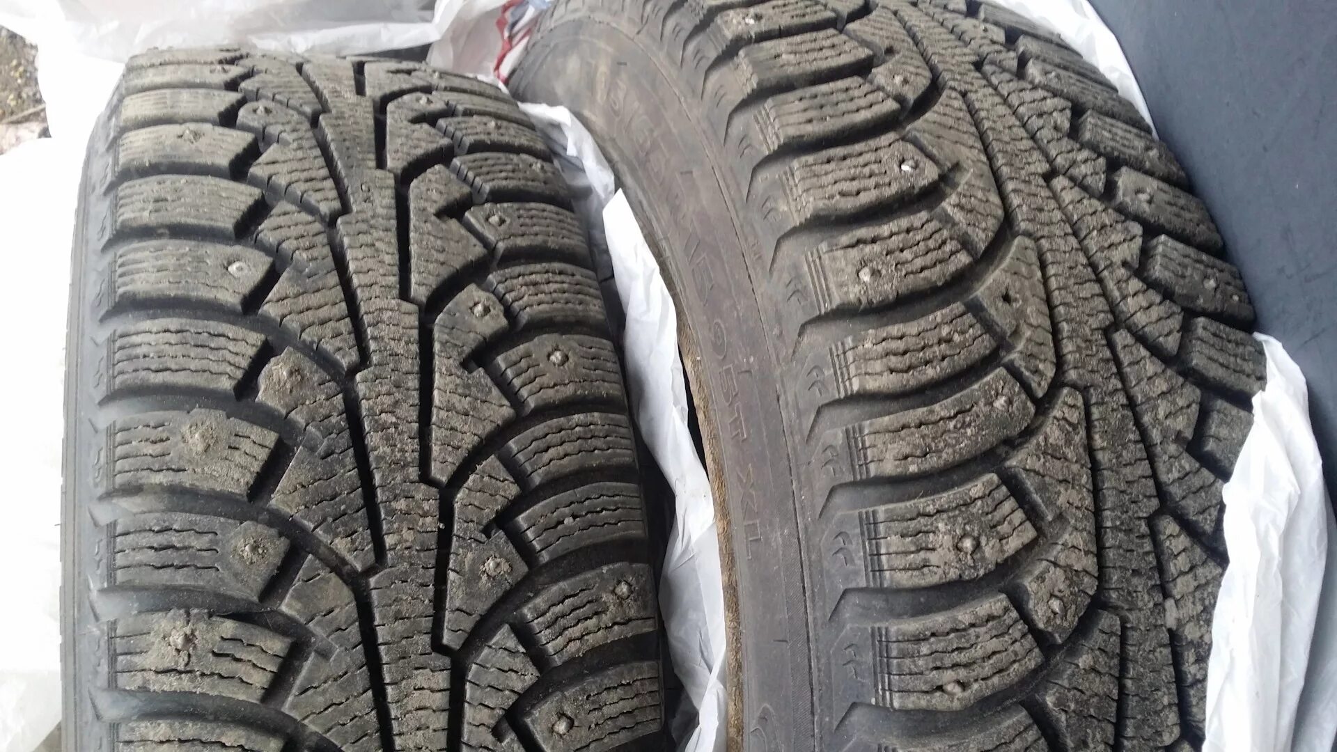 Данлоп грандтрек айс 02 215/65 r16. Dunlop Grandtrek зимняя 215/65 r16. Dunlop 215 65 r16 зимние. Dunlop Grandtrek Ice 02. Зима резина 215 65 купить