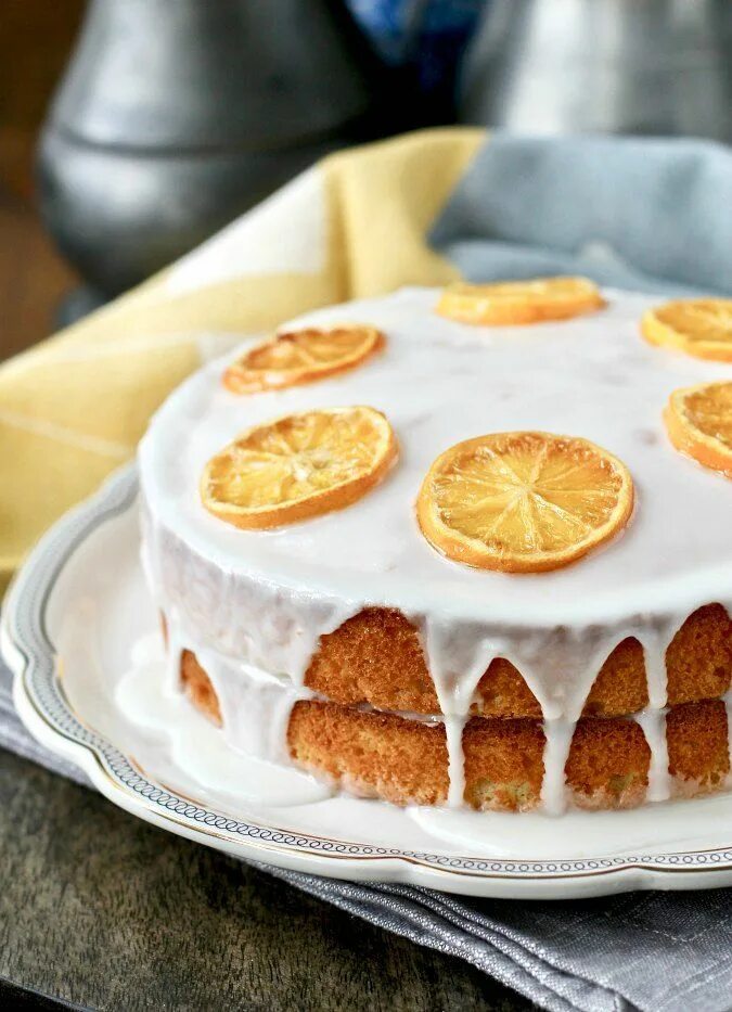 English cake. Торт Мадейра. Cake English приложение. Cake English. First Tooth Cake with Lemon.