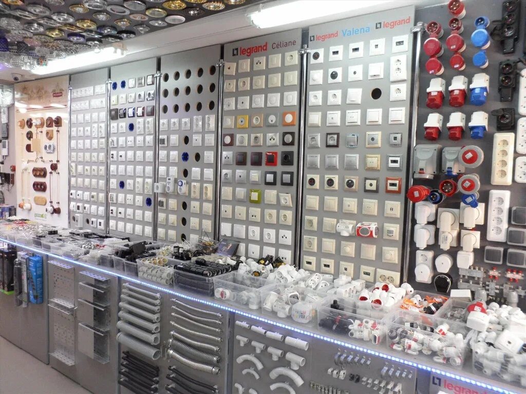 Электротехника магазин. Магазин электрика. Магазин электрика. Электротехника ангарск. Электротовары.