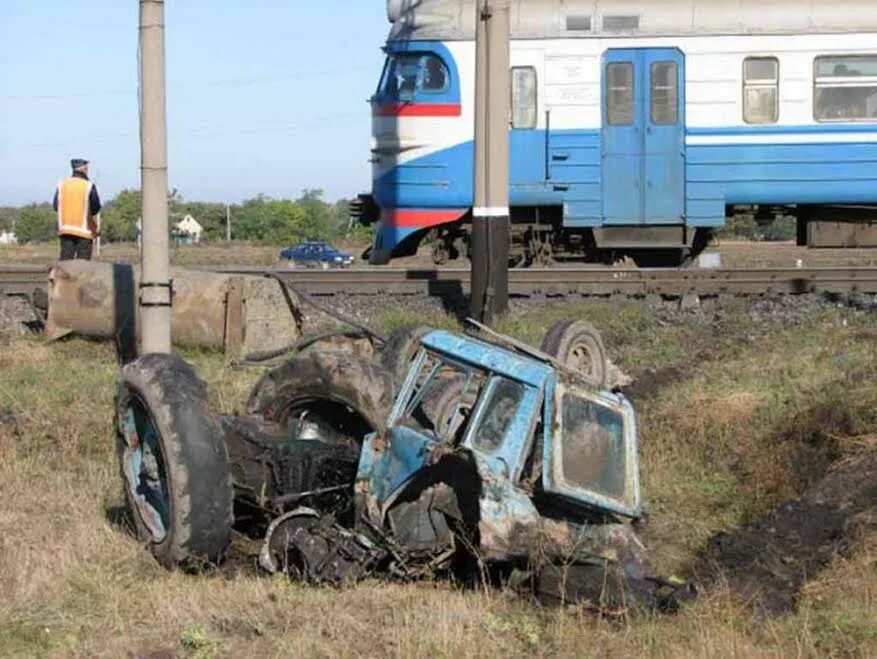 Погода тракторный район. Авария в Иловлинском районе. ДТП В Дорогобужском районе за сутки.