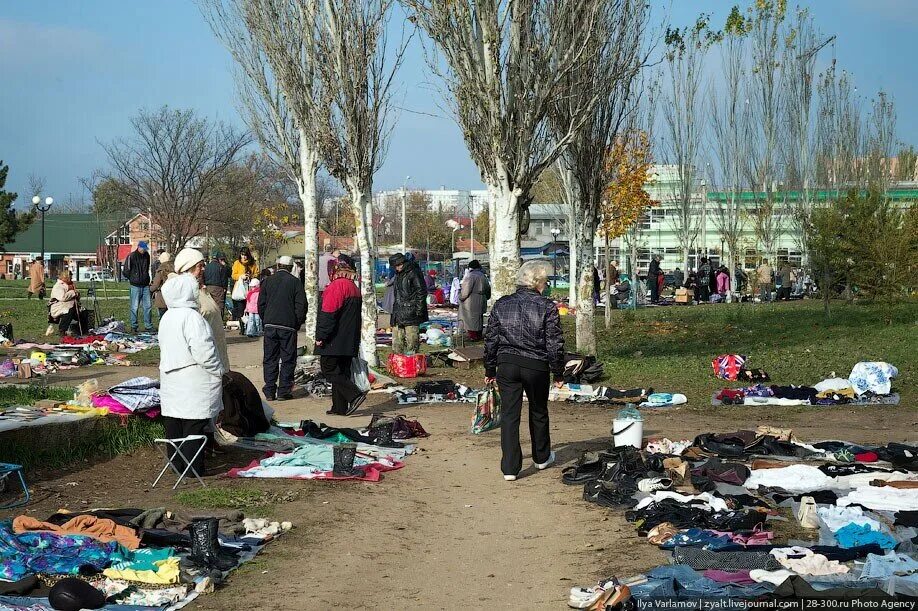 Новости предне приднестровье. Приднестровье бедность. Блошиный рынок в Тирасполе. Молдавия уровень жизни. Нищета в Приднестровье.