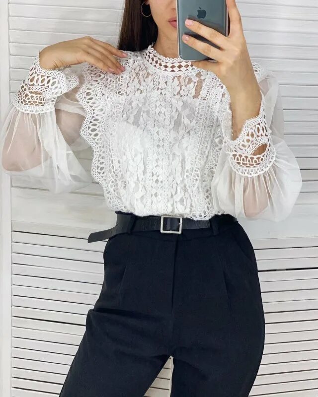 белая кружевная блузка. блузка женская. блузка с кружевом. блузка с кружевными рукавами. белая блузка с кружевом.