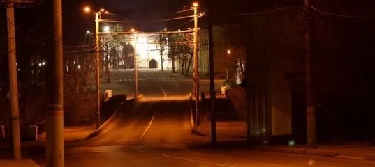 Арт объект светящийся. Ключ аварийного отключение электричества на столбе. Фестиваль света в шардже 2023. Ключ отключение электричества на столбе. Когда дадут свет в калуге.